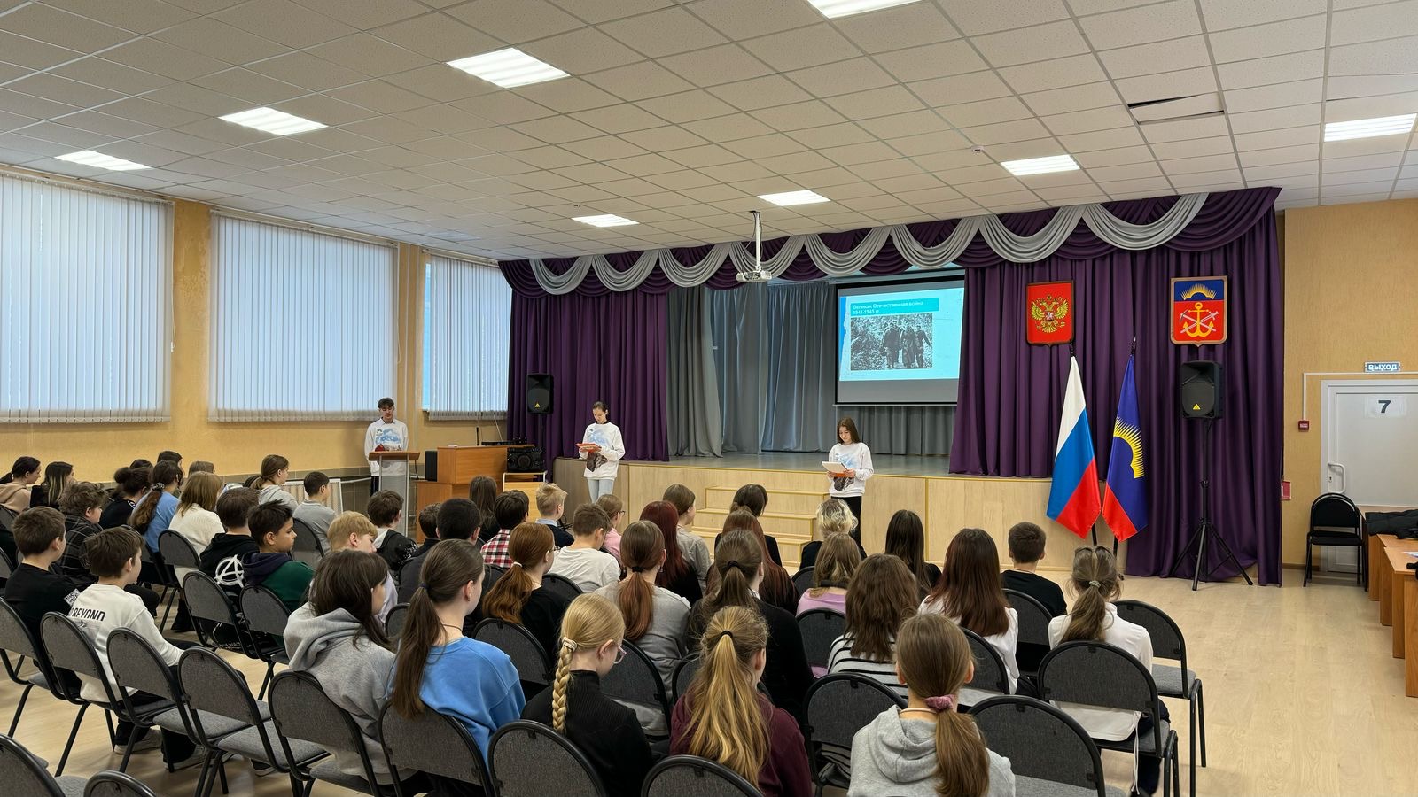 У войны не женское лицо.