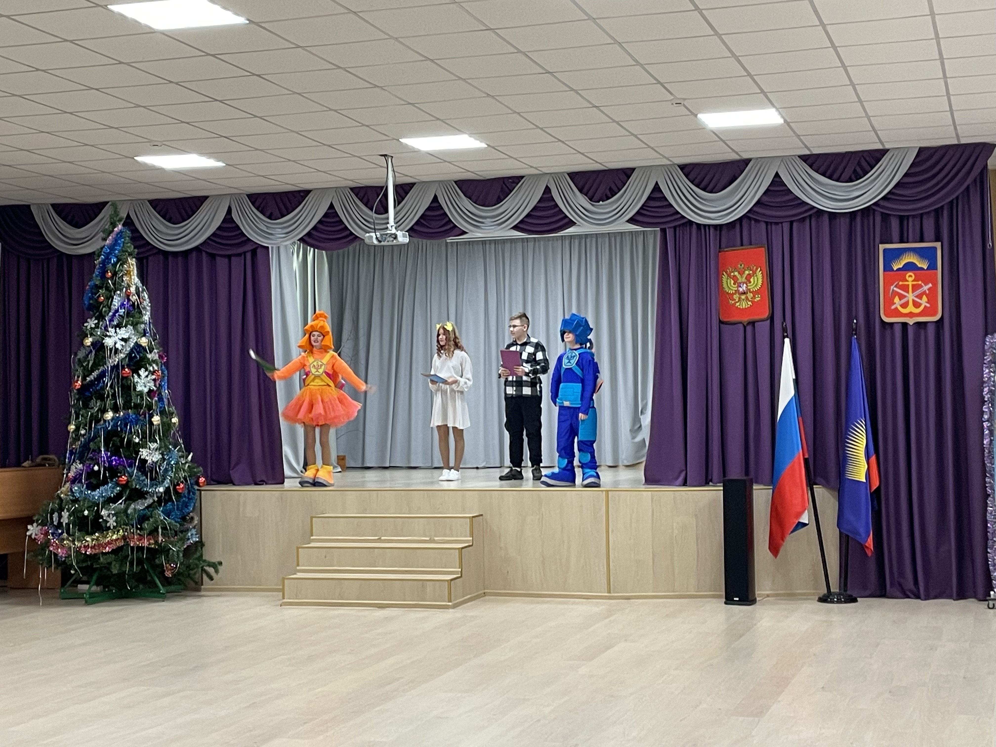С новым годом, детвора!.