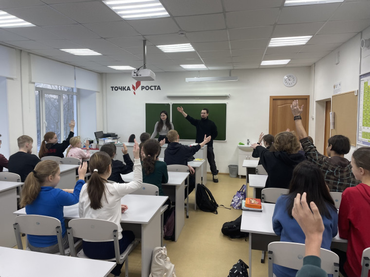 Наука в действии: эксперименты и исследования для всех.